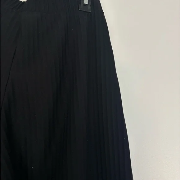 COS Plisse Wide Leg Pants - Picture 10 of 11